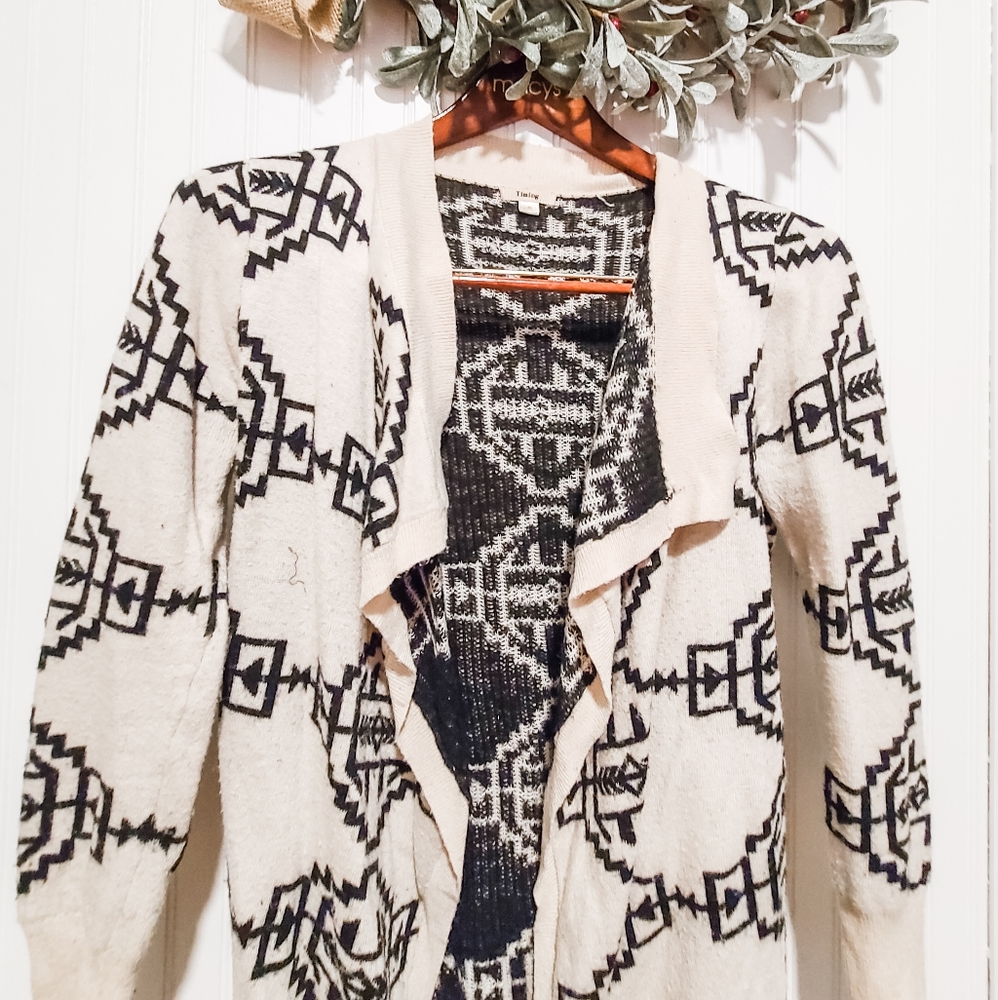 Cardigan - Picture 2 of 2